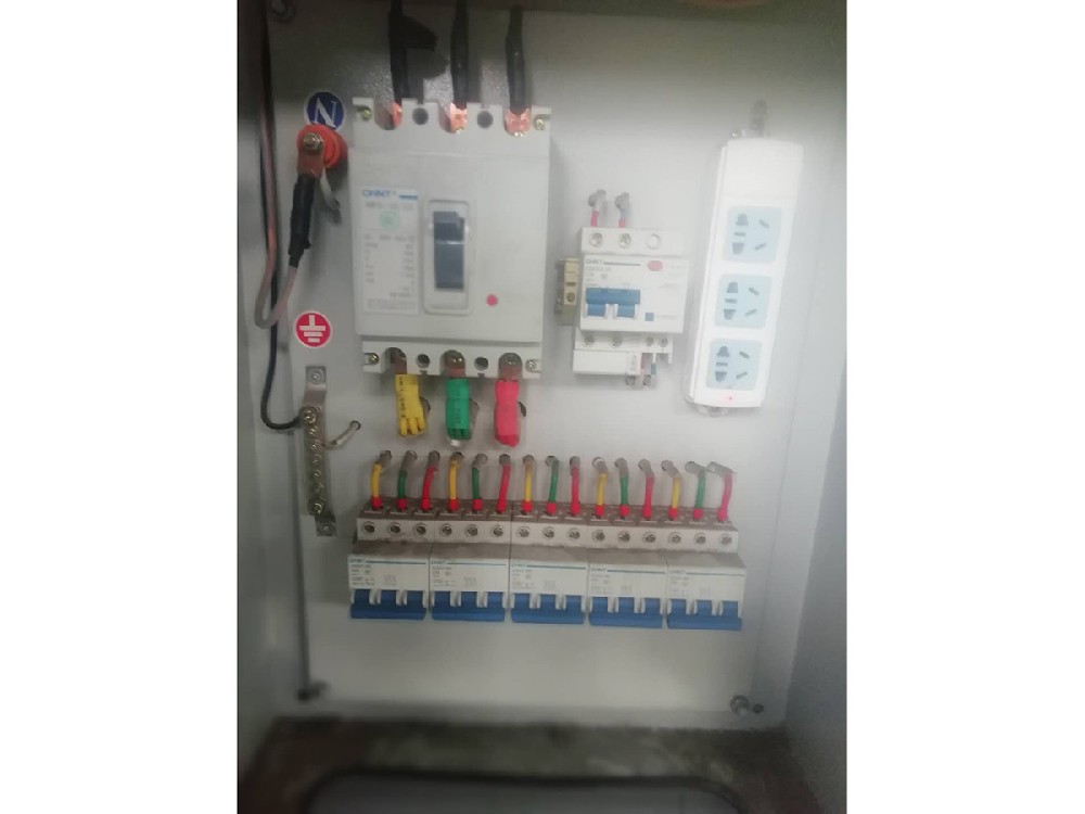 普通型厂用多用途电源插座箱1（对应非标配电箱CQC证书）